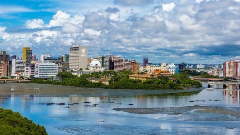 Recife se consolida como a capital brasileira com maior concentração de estudantes em Tecnologia da Informação