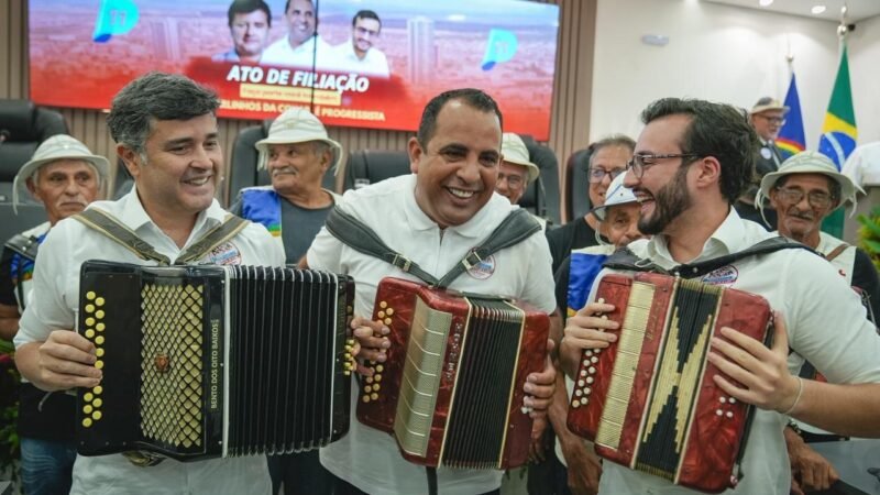 Carlinhos da Cohab se filia à Federação União Progressista em grande ato político e lança pré-candidatura a deputado federal