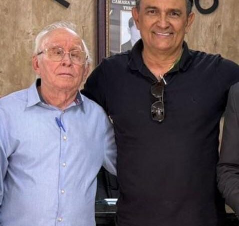 Presidente da Câmara de Terra Nova, Livino Clementino, agradece a Elizaldo Sá e cobra mais investimentos da Conab