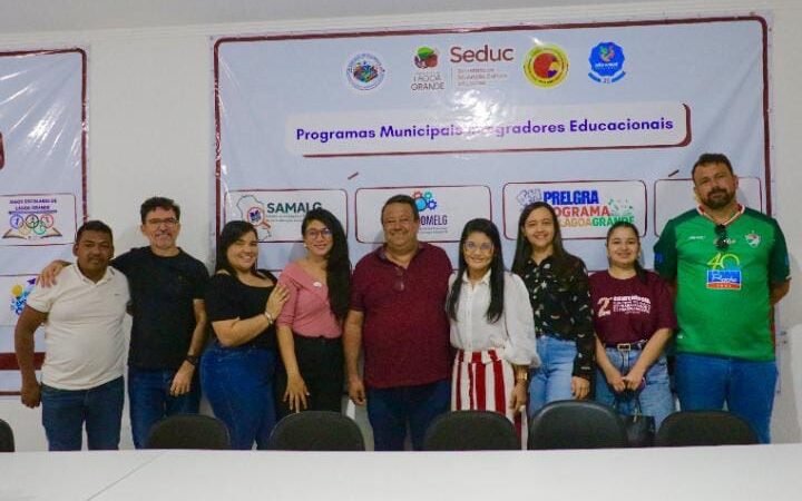 Reunião define os detalhes do Mutirão da Documentação da Trabalhadora Rural, que acontece no Assentamento Jatobá, interior de Lagoa Grande