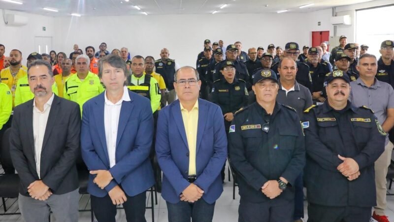 Prefeito Mano Medeiros participa de solenidade de troca de comando da Guarda Municipal do Jaboatão