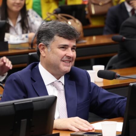 Eduardo da Fonte defende ampliação de políticas públicas para pessoas com autismo durante instalação de comissão especial na Câmara
