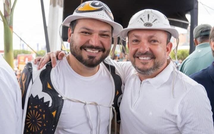 O prefeito de Salgueiro, Fabinho Lisandro, aparece com 81% de aprovação segundo pesquisa divulgada nesta terça-feira (28) pela DataTrends