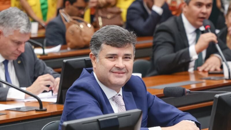 Comissão de Saúde aprova por unanimidade projeto de relatoria do deputado Eduardo da Fonte que diminui jornada de agentes comunitários de saúde e de combate às endemias