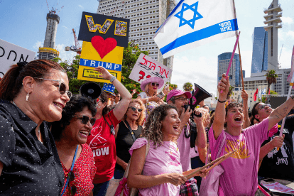 Após 738 dias de angústia, 20 reféns israelenses são libertados pelo Hamas