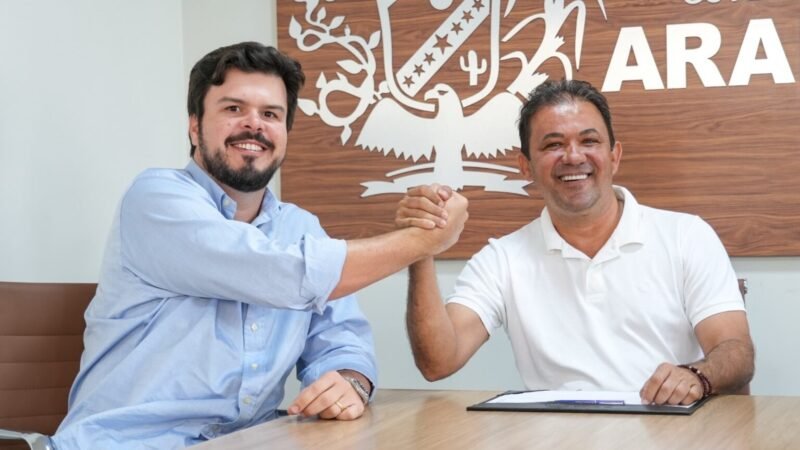 PREFEITO EVILÁSIO MATEUS ANUNCIA INVESTIMENTO HISTÓRICO NA INFRAESTRUTURA URBANA DE ARARIPINA
