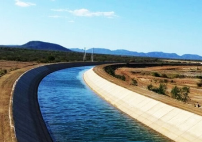 Prefeitura de Salgueiro e APAC realizam ação para permitir o uso da água do canal da Transposição por comunidades rurais