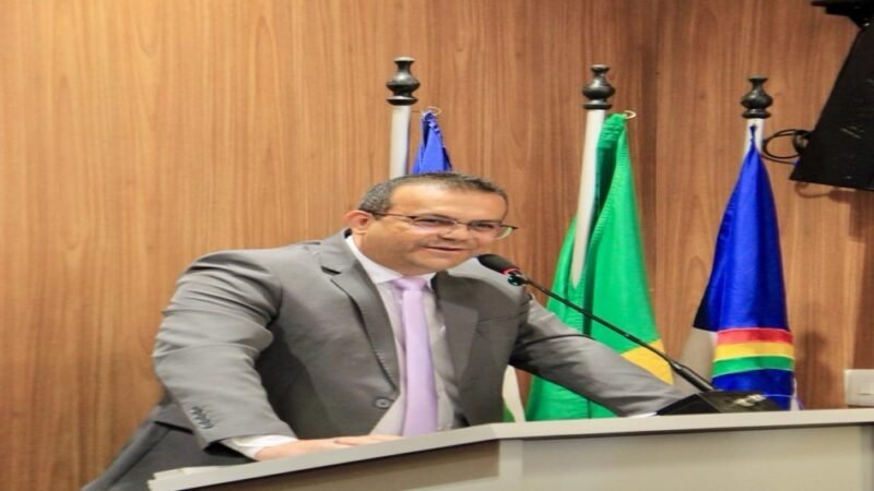Vereador Agaeudes Sampaio aborda temas sociais, cobra execução de lei sobre educação física e defende política com responsabilidade em Salgueiro