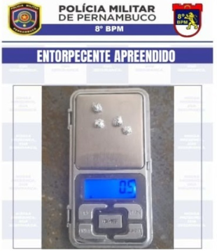 Policiais militares do 8° BPM flagram homem com quatro pedras de crack em Salgueiro