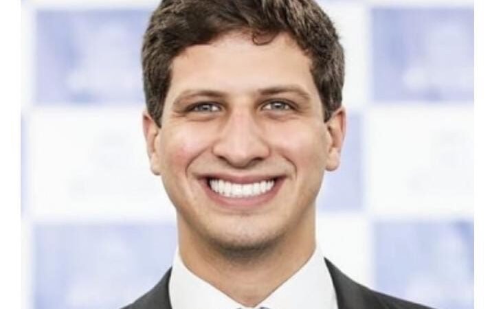 João Campos Marcando território