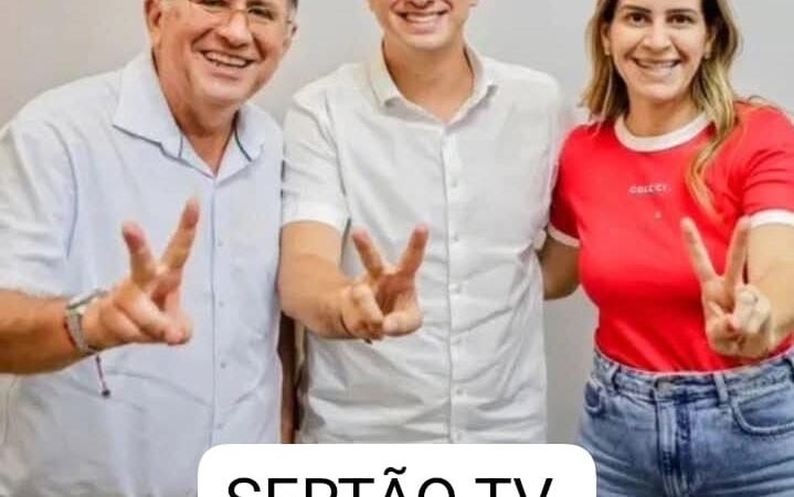 A prefeita de Itapetim, Aline Karina e o ex-prefeito Adelmo Moura tiveram encontro com o prefeito do Recife e pré-candidato ao governo, João Campos.
