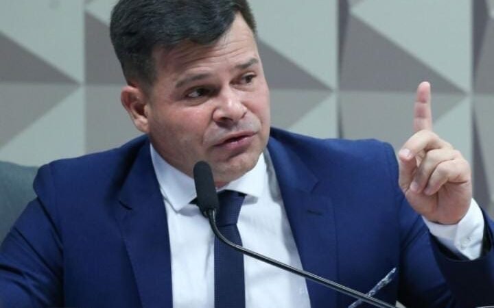 O ex-diretor-geral da Polícia Rodoviária Federal (PRF) Silvinei Vasques foi preso