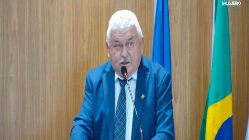 Vereador Auremar Carvalho critica PSB e destaca avanços em Salgueiro com obras e asfaltamento na Câmara