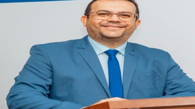 Vereador Professor Agaeudes Sampaio comemora aniversário nesta quinta-feira (25/12)