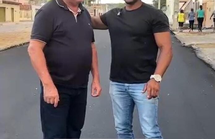 Auremar Carvalho e Michelzinho se unem e garantem asfalto para bairros de Salgueiro