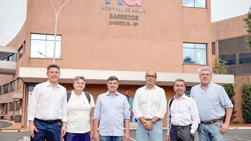 Eduardo da Fonte leva gestores de hospitais de Pernambuco para conhecer o Hospital de Amor, referência no tratamento de câncer da América Latina