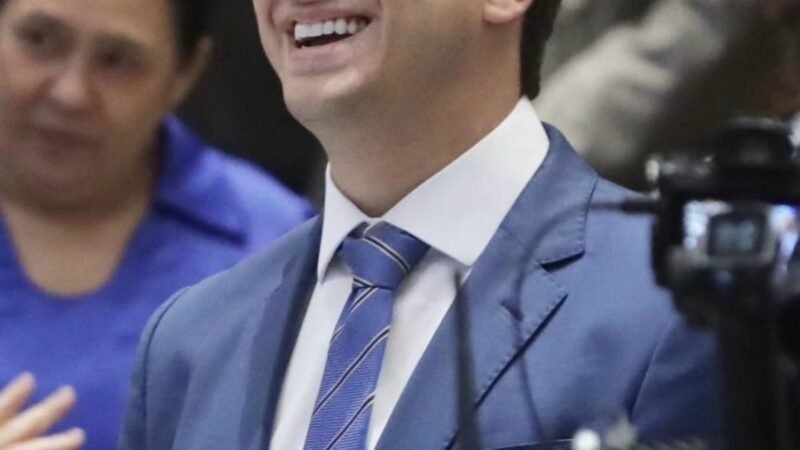 João Campos planeja PSB forte e turbinado para eleição deste ano