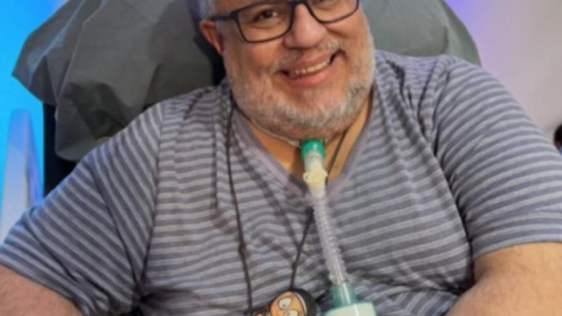 Padre que toma 315 comprimidos por dia é internado pela 21ª vez no ano