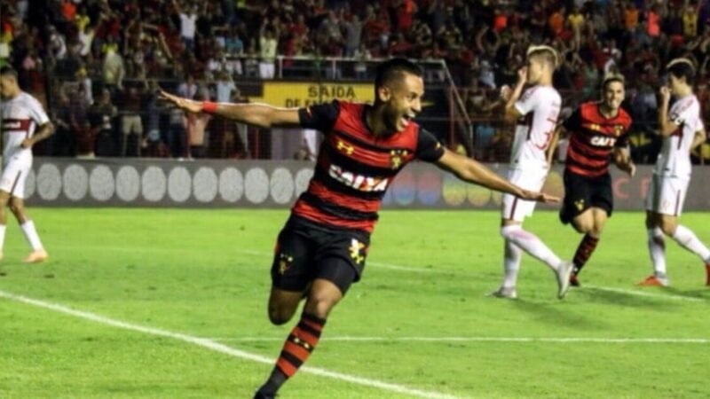 Atacante ex-Sport consegue liberdade provisória após acusação por tráfico de drogas; confira