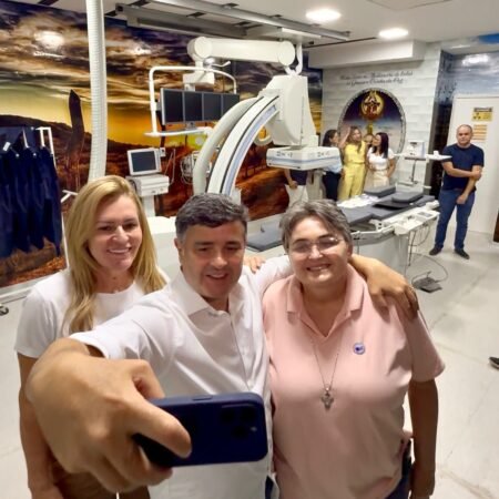 Dia histórico: Eduardo da Fonte e Roberta Arraes comemoram primeira cirurgia cardíaca pelo SUS do Sertão do Araripe