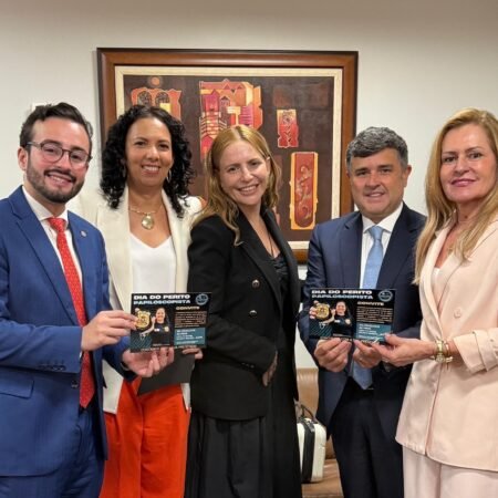 Deputados solicitam ao Governo de Pernambuco a readequação de peritos e reforçam compromisso com a segurança pública