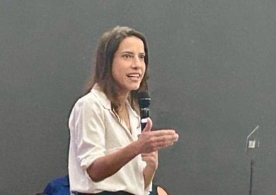 “ELE ACREDITA E CONFIA”