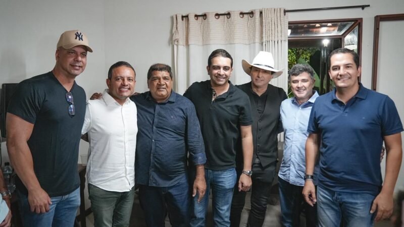 Eduardo da Fonte participa de evento em Agrestina ao lado de Fernando Rodolfo e lideranças do Agreste