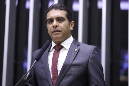 Coluna da segunda: filiação de Fernando ao PP reposiciona seu mandato