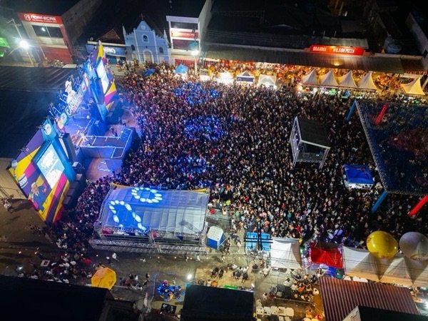 Shows de Adão Silva, Fabiana Santiago, Kevi Jonny e Patusco encerram Carnaval de Salgueiro