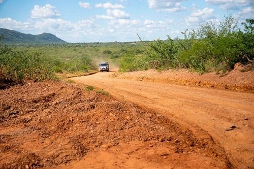 Governo de PE abre licitação para projeto básico e executivo de pavimentação da estrada do Pau Ferro