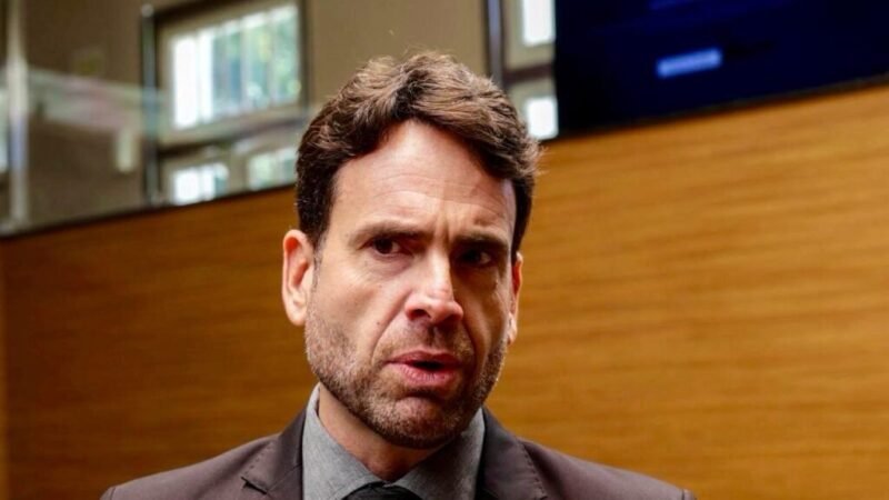 “O PREFEITO PRECISA SER INVESTIGADO”, DEFENDE O VEREADOR EDUARDO MOURA