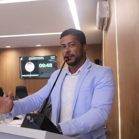 Vereador Michell Vasconcelos destaca avanços e prioridades em discurso na Câmara Municipal