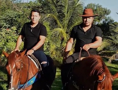 Dupla salgueirense André Topada & Edy lança EP audiovisual em ritmo de vaquejada