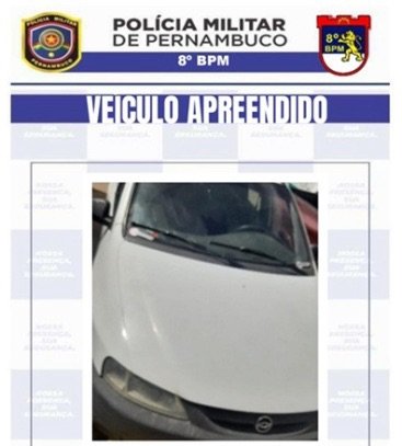 Polícia Militar apreende carro com irregularidades e paredão em Salgueiro