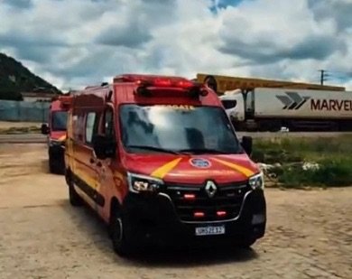 Corpo de Bombeiros de Salgueiro recebe duas novas viaturas de resgate