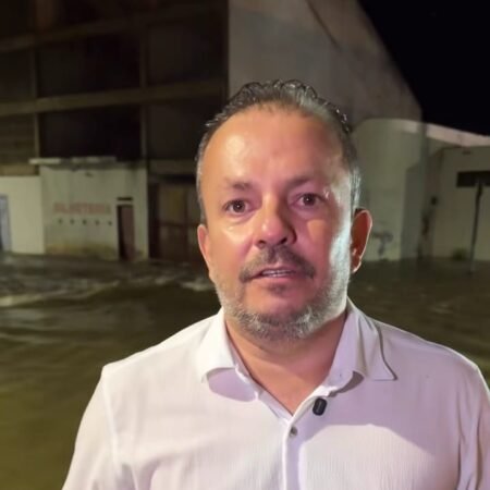 Prefeito de Salgueiro mobiliza equipes para vistoriar locais mais afetados pelas chuvas desta quarta-feira