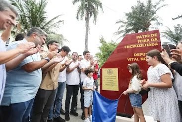 João Campos entrega requalificação do Mercado da Encruzilhada