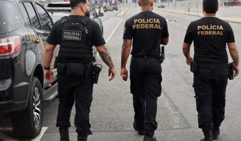 Operação da PF cumpre mandados nos municípios de Carnaubeira da Penha e Serra Talhada, no Sertão de Pernambuco