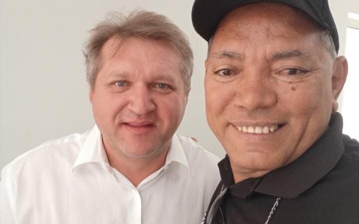 Sertão TV parabeniza prefeito Dr. Dinha Mororó pelo aniversário em Terra Nova