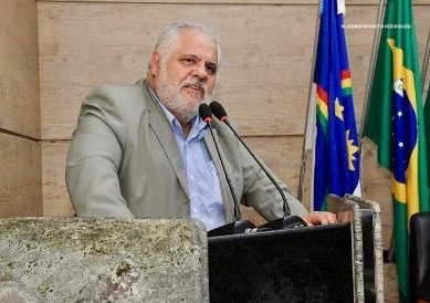 “DAQUI PARA FRENTE AS PALAVRAS SÃO RESGATAR E RECONSTRUIR”, DIZ RUBEN JÚNIOR, AO ASSUMIR A PRESIDÊNCIA DO PSDB-PE