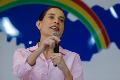 Coluna da quarta: Raquel Lyra ainda não desistiu do MDB