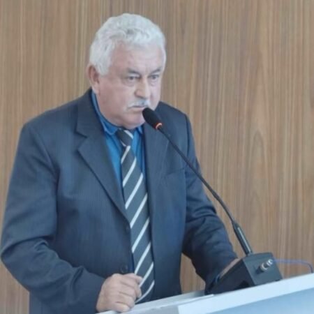 Vereador Auremar Carvalho critica gestões passadas, cobra investimentos e aborda falta de água em sessão na Câmara de Salgueiro