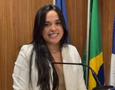 Câmara de Vereadores de Salgueiro aprova projeto de Eduarda Sampaio que institui diretrizes para programa de saúde mental nas escolas