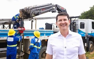 Com investimento superior a R$ 1,5 milhão, Simão Durando ilumina campos de futebol e fortalece o esporte nas comunidades de Petrolina