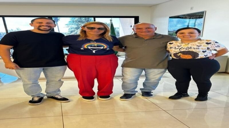 Prefeita Riva Bezerra visita cidade mineira onde vivem centenas de cedrenses