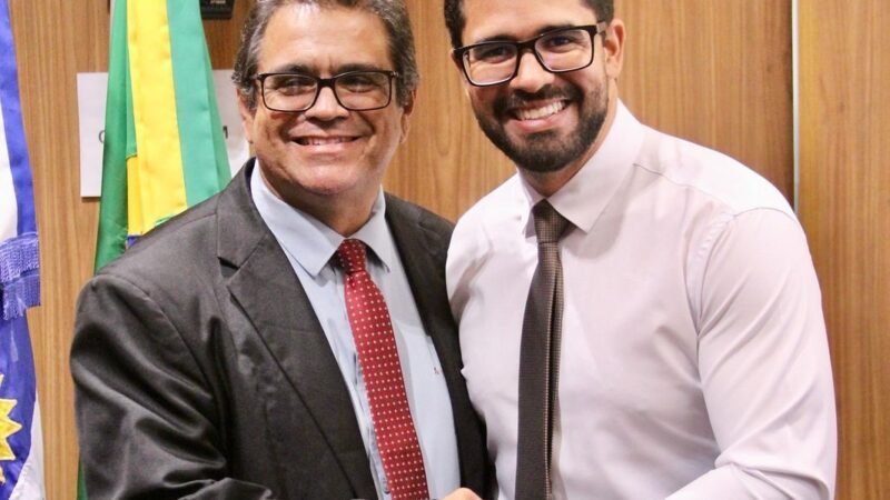 Léo Parente conquista apoio de Zé Carlos para reeleição à presidência da Câmara de Vereadores de Salgueiro