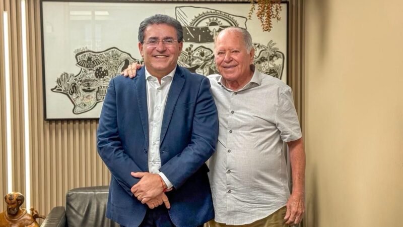 Luciano Duque amplia base no Sertão e recebe apoio do prefeito de Iguaracy