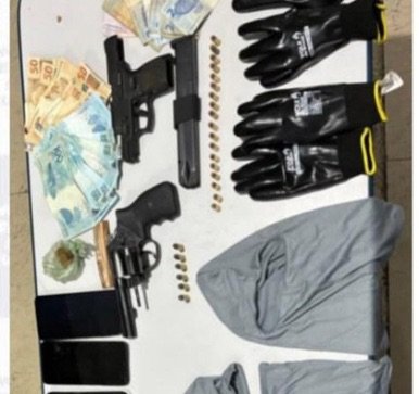 BEPI apreende armas e munições durante abordagem a veículo após homicídio em Petrolina