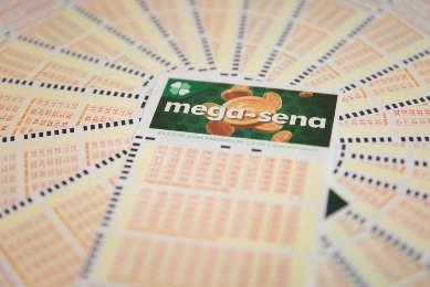 Mega-Sena acumula para R$ 115 milhões