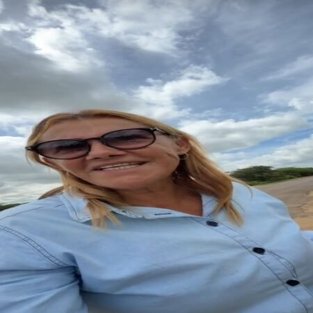 Cedro: Saiba porque Riva Bezerra é chamada de “prefeita trator”